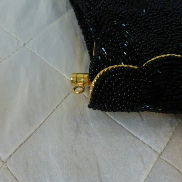 Black Beaded Satin Evening Bag  Vintage 1950s Clutch Hearts Leaf Design Elegant - Picture 9 of 10